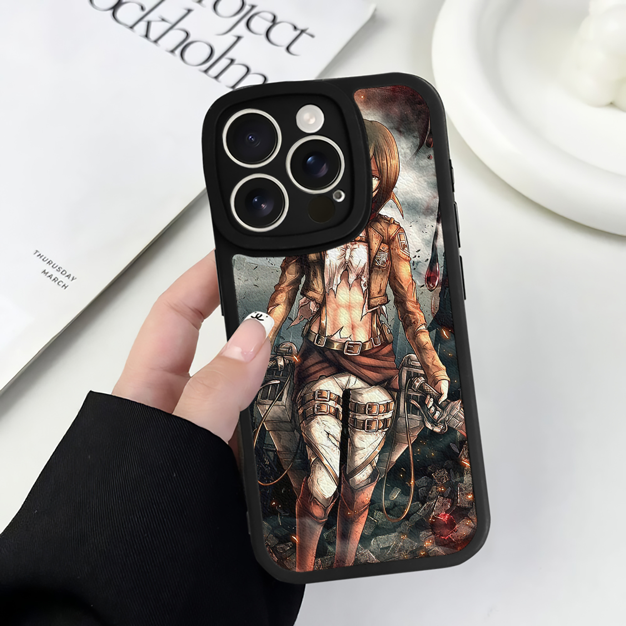 （画像用） 進撃の巨人 Attack on Titan 【iPhone 16シリーズ対応】シリコンスマホケース（レザー調） 材質：シリコン